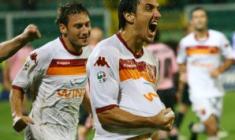 L'urlo giallorosso, omaggio alla As Roma per i tifosi giallorossi