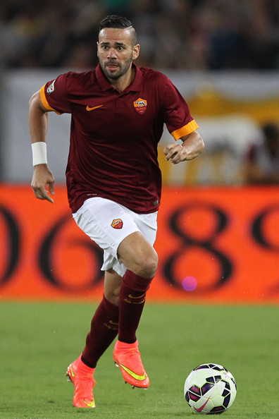 Leandro+Castan+Roma+v+Fenerbahce+SK+ybvcRinM1Frl