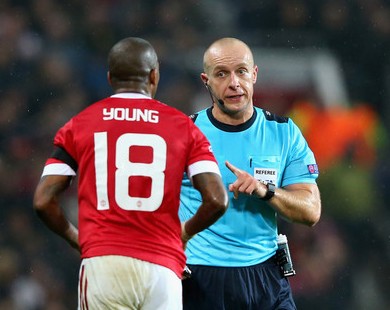 Szymon+Marciniak+Manchester+United+FC+v+PFC+YFSwWs1hnA0l